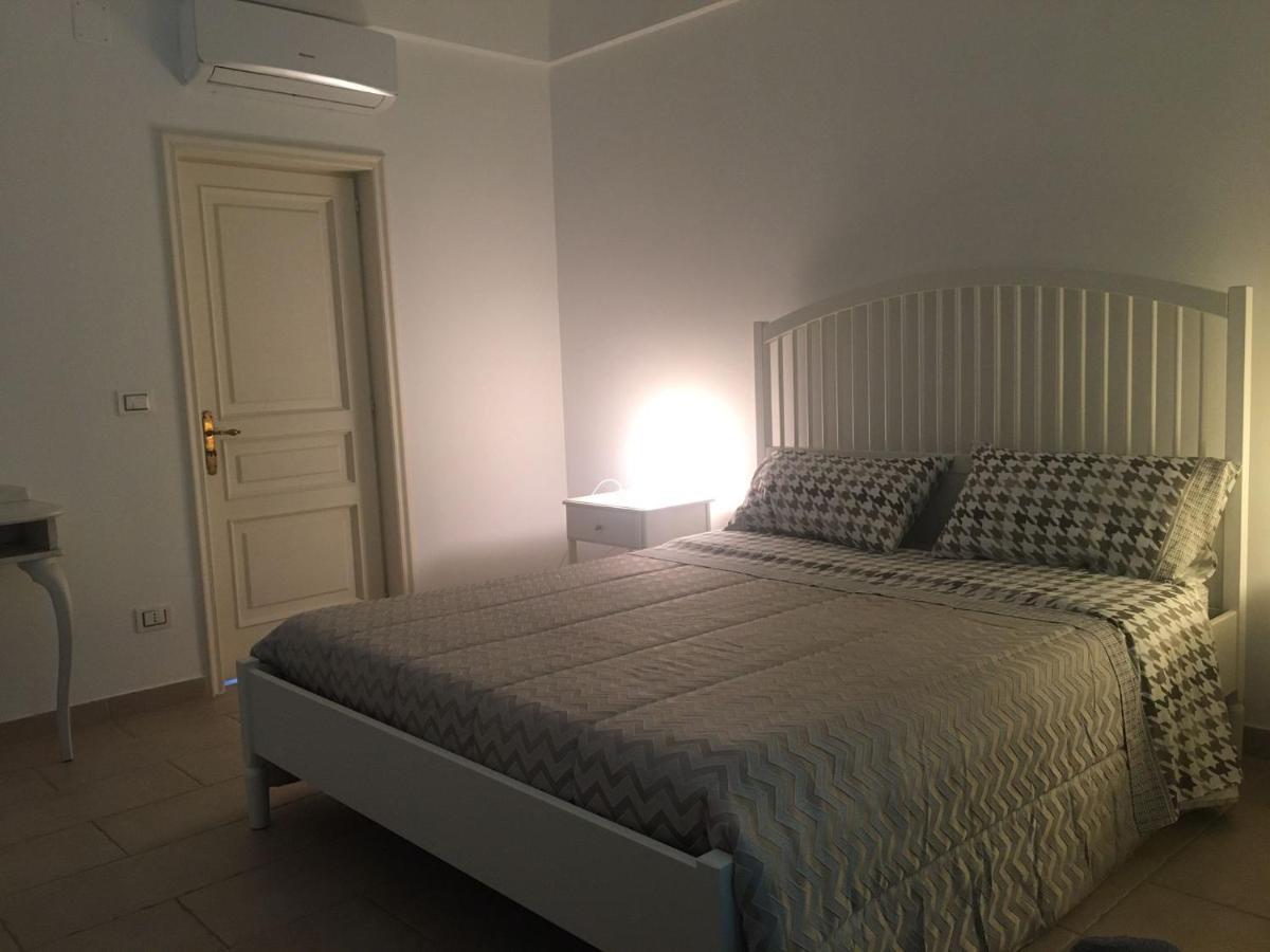 Loco43 Bed & Breakfast Noci Luaran gambar